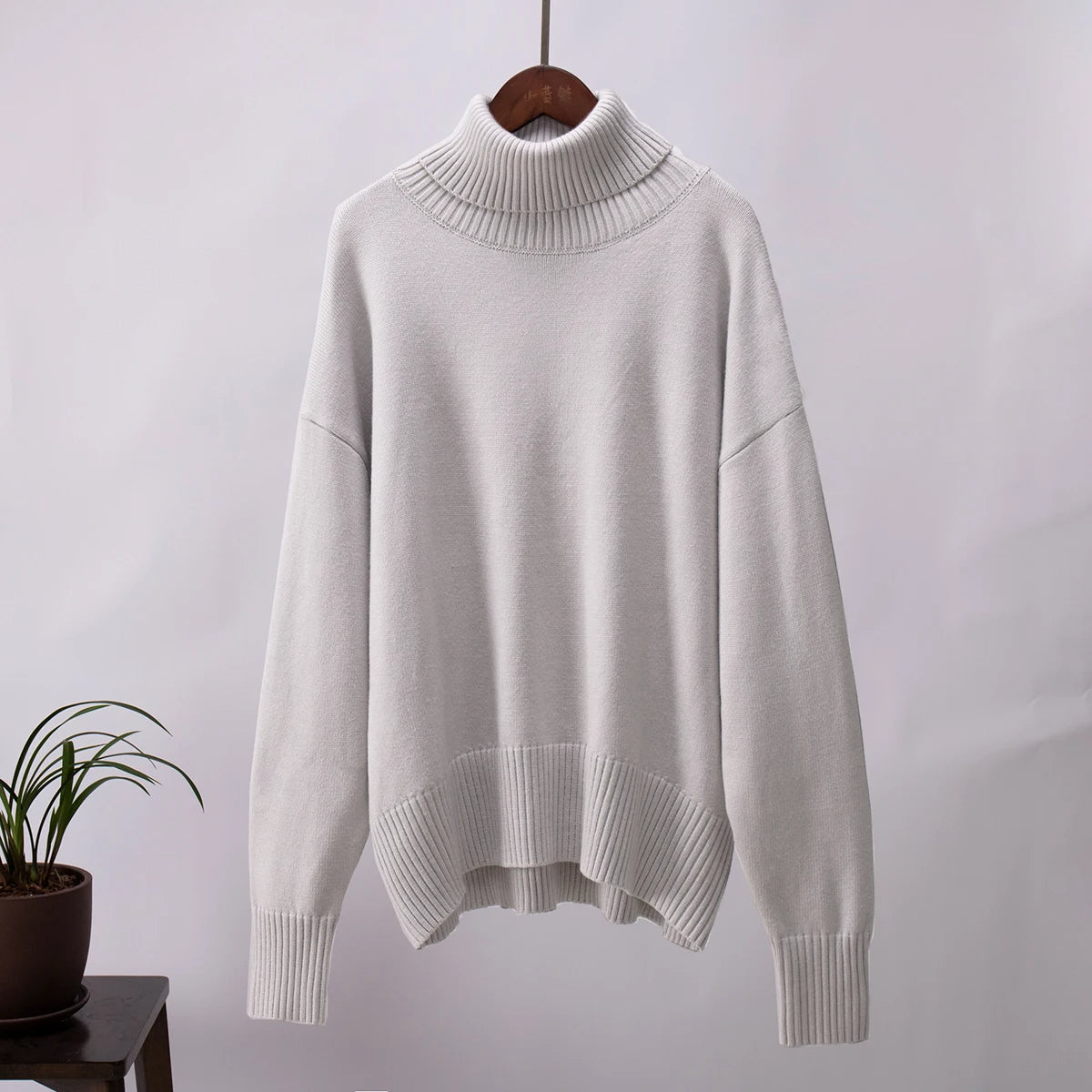 Mila Coltrui | Oversized & Warm