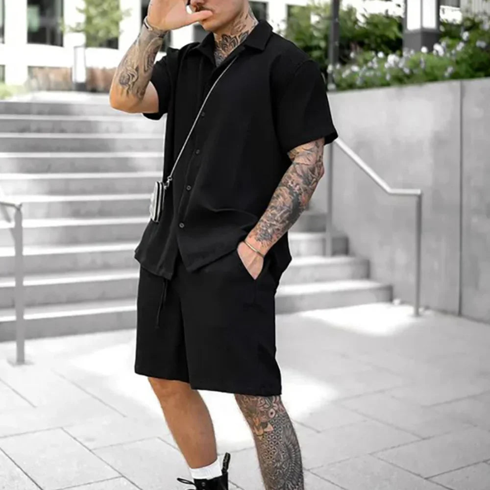 Tweedelige zomeroutfit voor heren met een overhemd en shorts – Milan