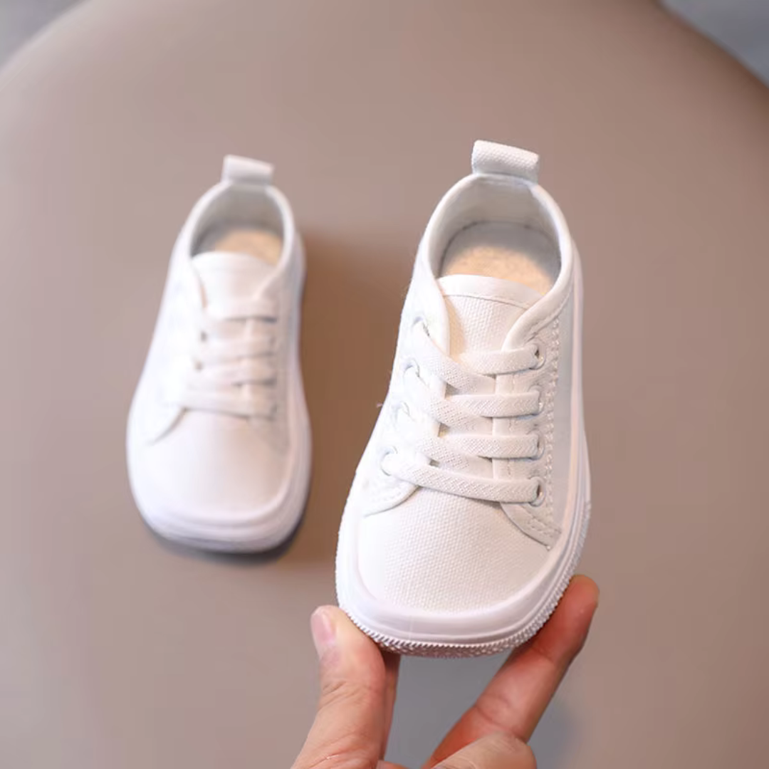 Kinder Canvas Sneakers – TinyTracks