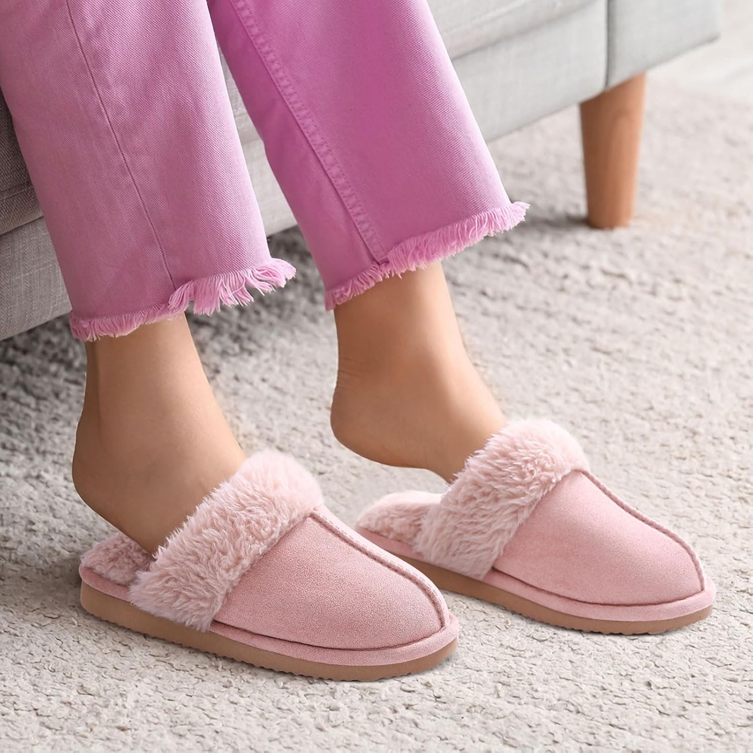 Fuzzy Memory Foam Pantoffels - SoftStep