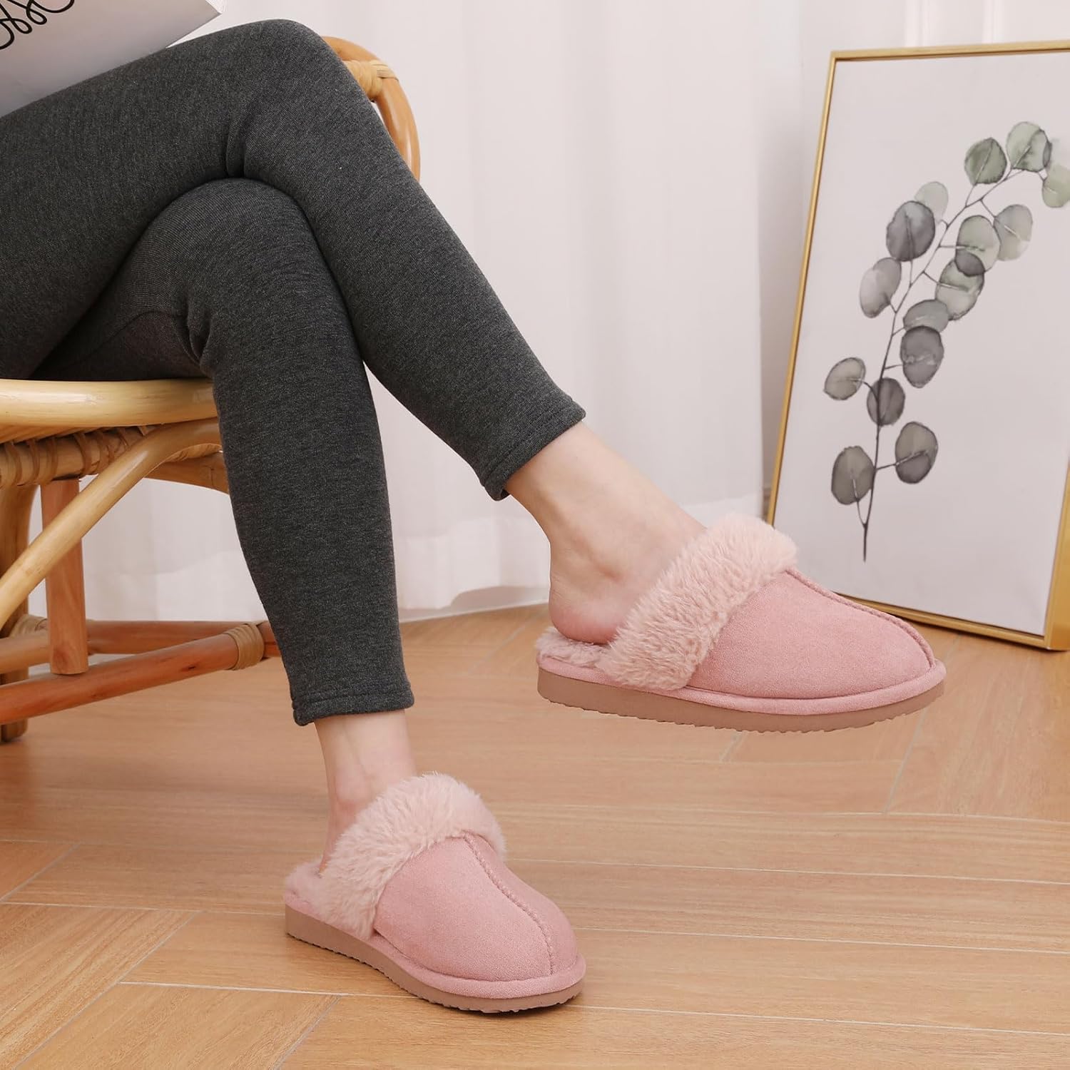 Fuzzy Memory Foam Pantoffels - SoftStep