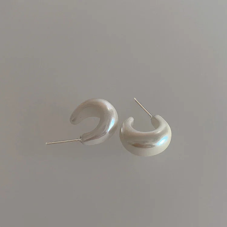 Minimalistische Parel C-vormige Oorbellen - Lunette