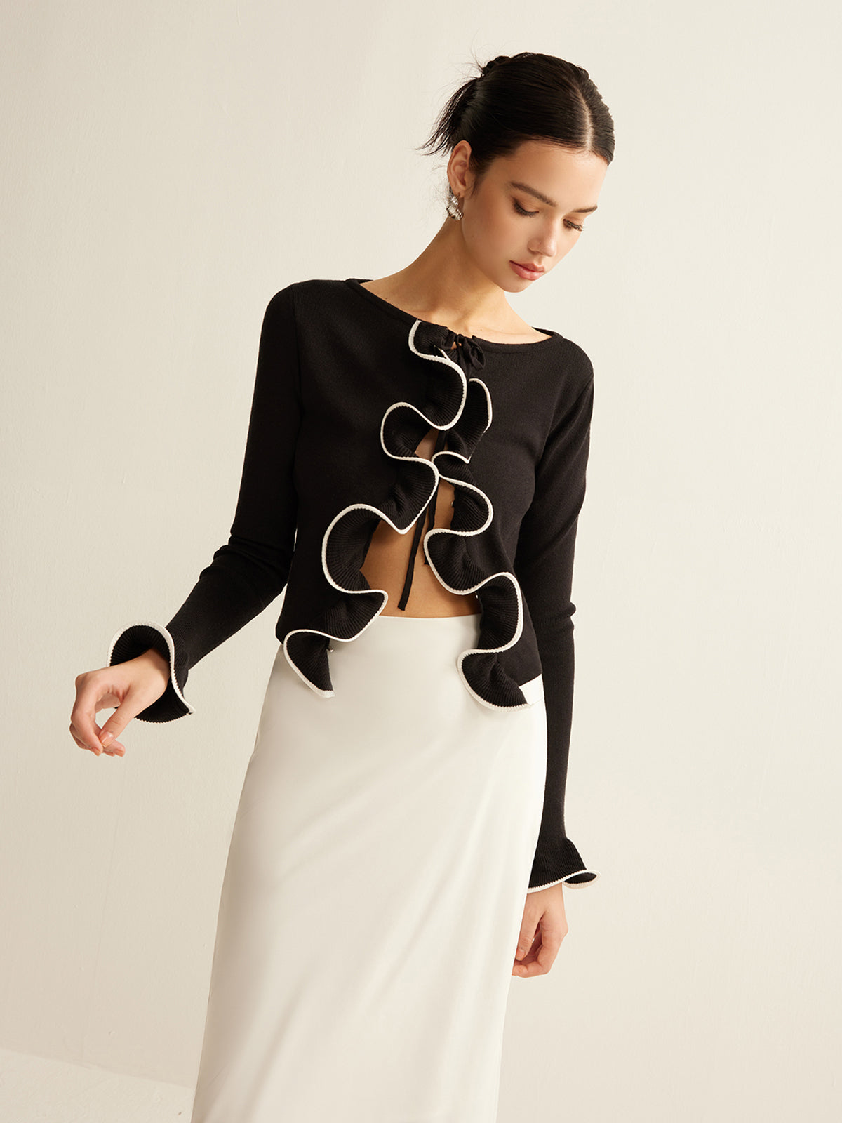 Zwarte Skinny Ruffle Cardigan voor Dames - Isabella