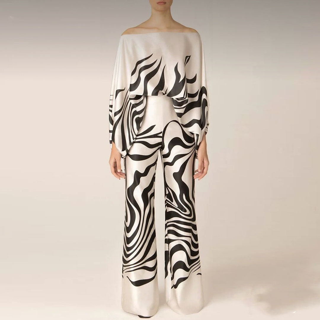 Tweedelige Satijnen Set met Patroon – Selena