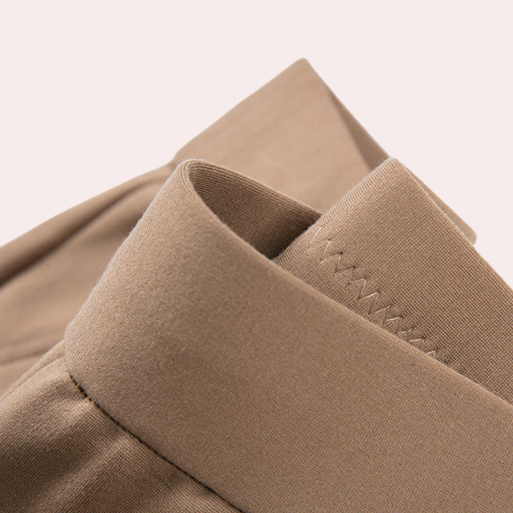 Rechte Damesbroek met Tijdloos Design - Celeste