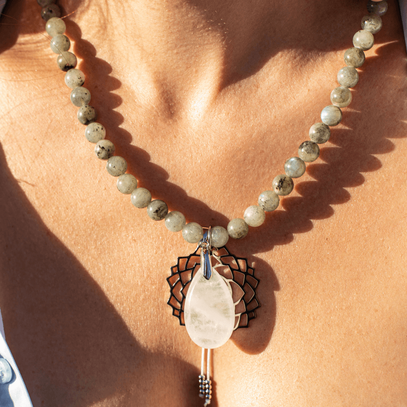 Labradoriet, Jade en Amethist Mala - Seraphine