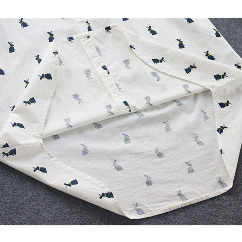Speelse shirtjurk met konijnenprint en reverskraag - Elina
