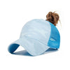 Trendy dames baseballcap met een paardenstaartopening en klittenbandsluiting – Leona