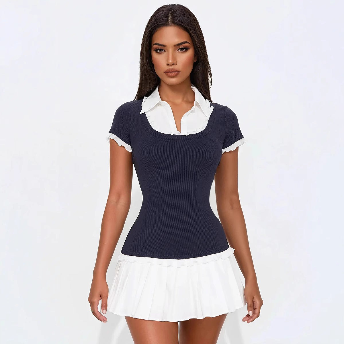 Trendy mini jurk met ruches en een getailleerde pasvorm - Nia