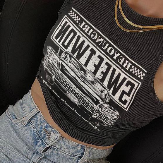 Trendy dames crop-top met autoprint en ronde hals – Maila
