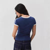 Trendy dames T-shirt met kantdetail en contrastmouwen - Yelina