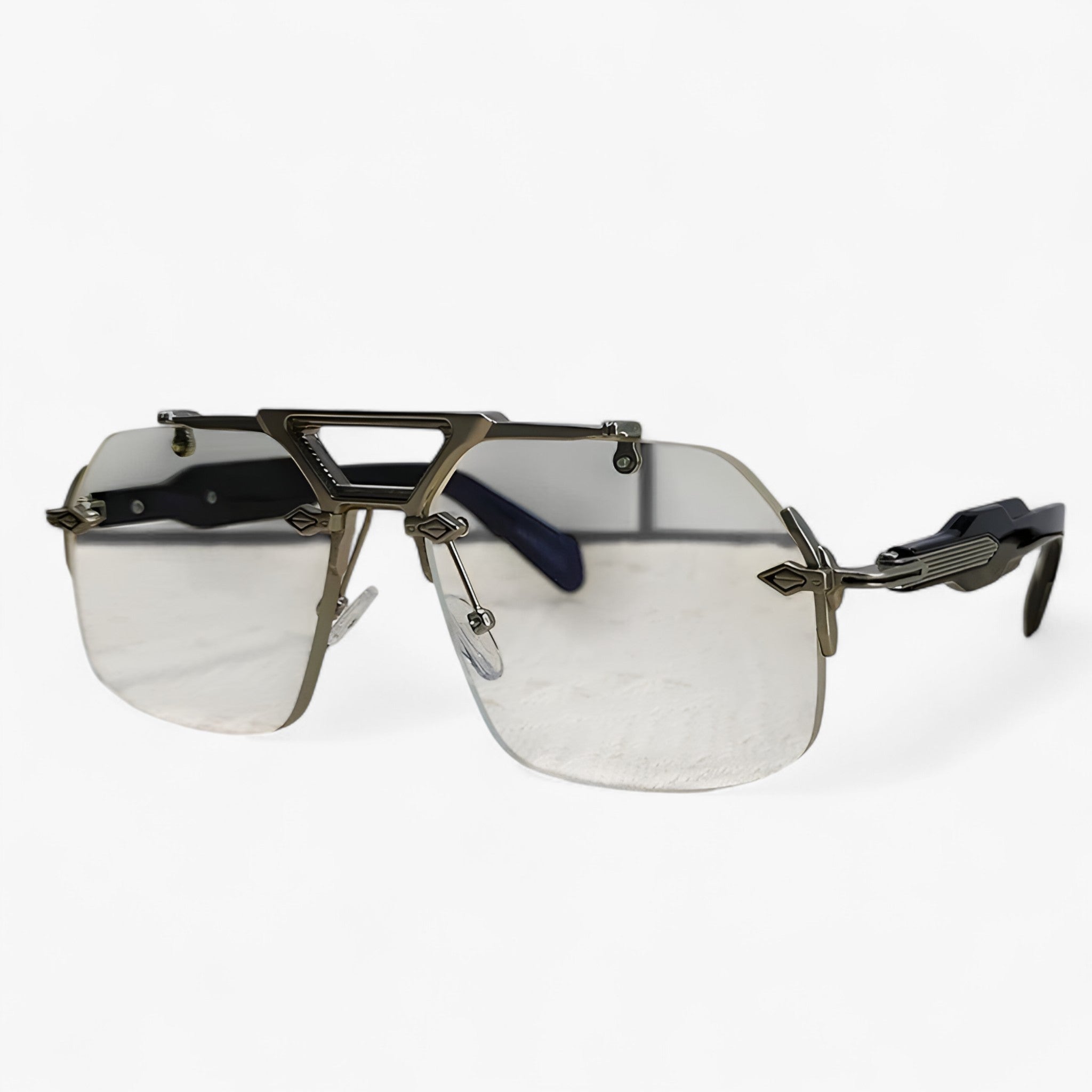 Randloze Oversized Zonnebril met Metalen Accenten – Vexor