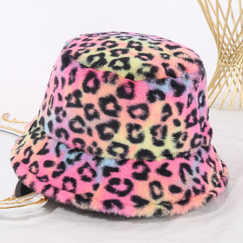 Pipa Pluche Bucket Hat | Warm & Fashionable de winter door