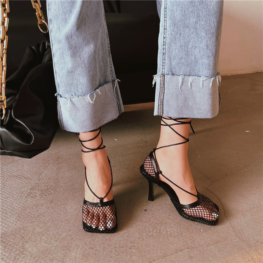 Pumps met Spitzen Look – Céleste