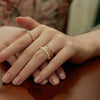 Dubbelgelaagde Gouden Ring met Zoetwaterparel - Ivy
