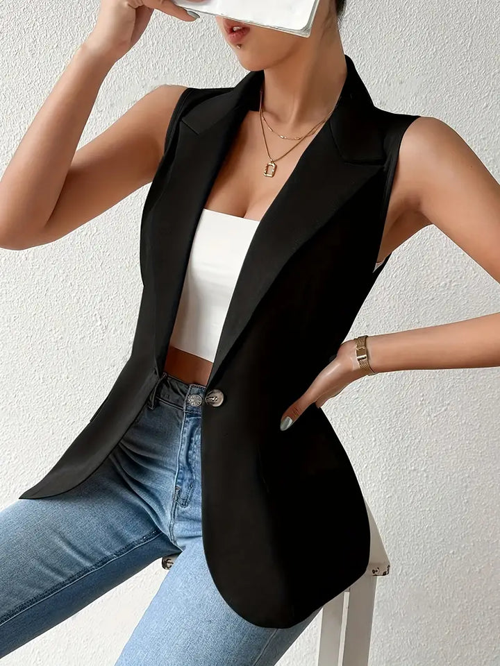 Trendy Mouwloze Blazer met Knoopdetails - Yara