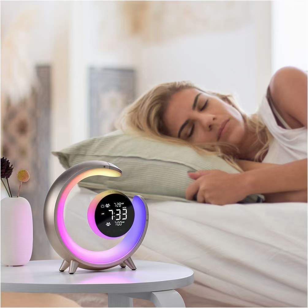 Multifunctioneel Nachtlampje met RGB & Wekkerfunctie – Lumivo