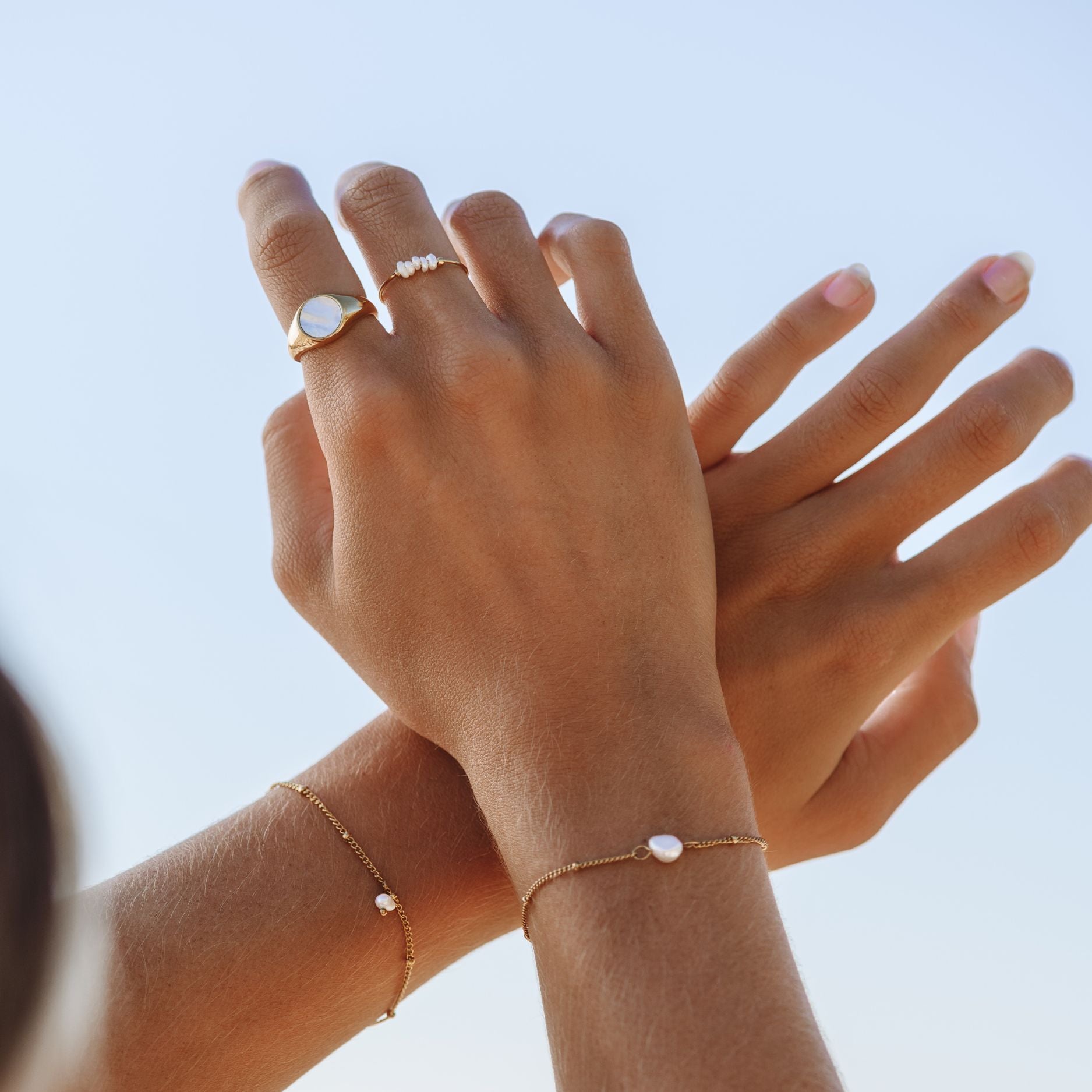 Trendy Mini Parelring - Isolde