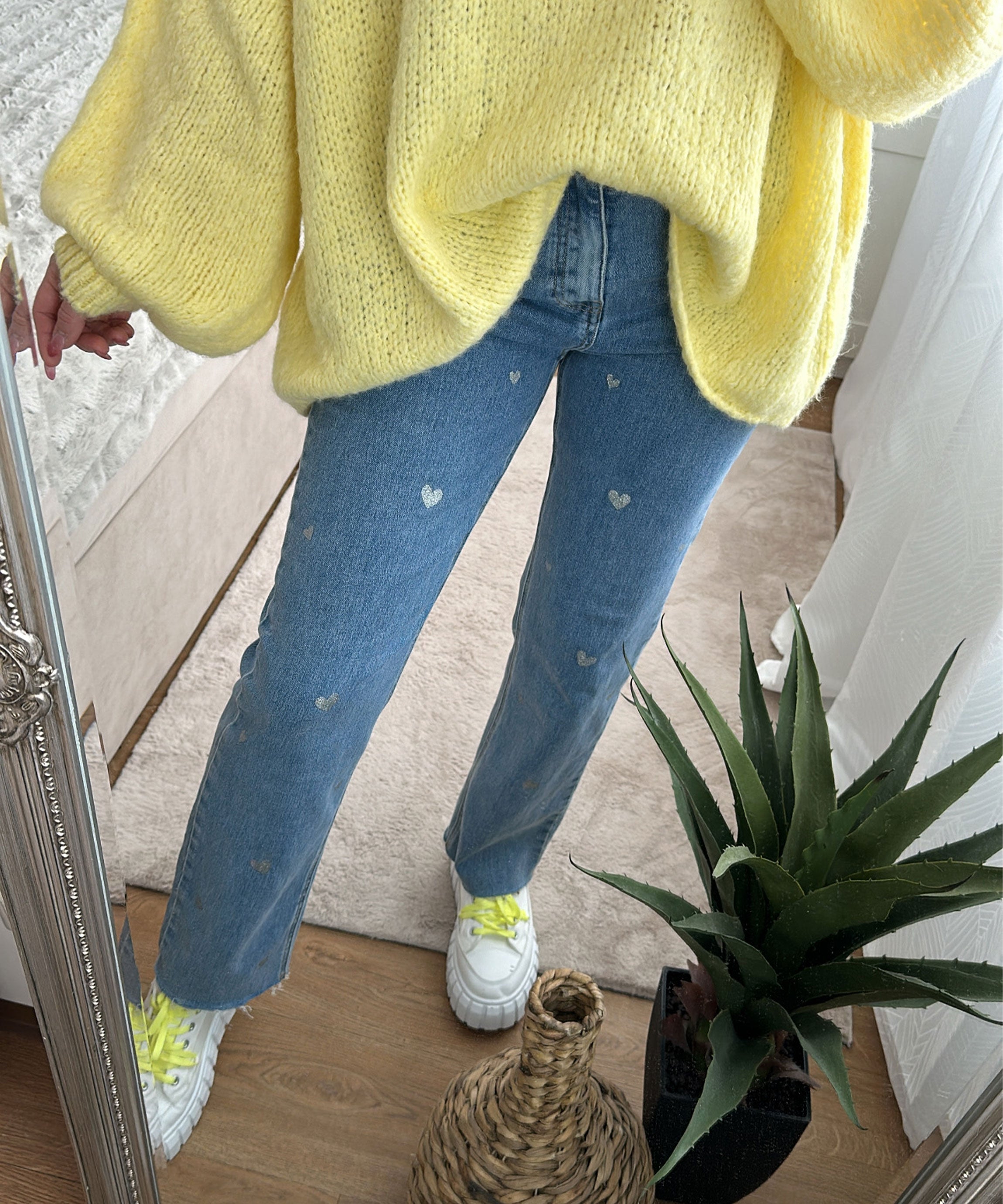 Dames Stretch Jeans met Wijde Pijpen en Hartjesprint - Amelie