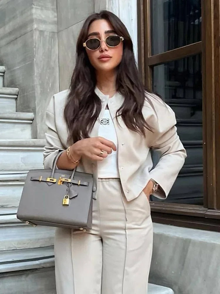 Lichte dames bomberjack voor de zomer – Casual chic met staande kraag