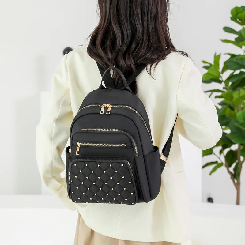 Lichtgewicht Waterdichte Nylon Rugzak voor Dames – Reizen & School