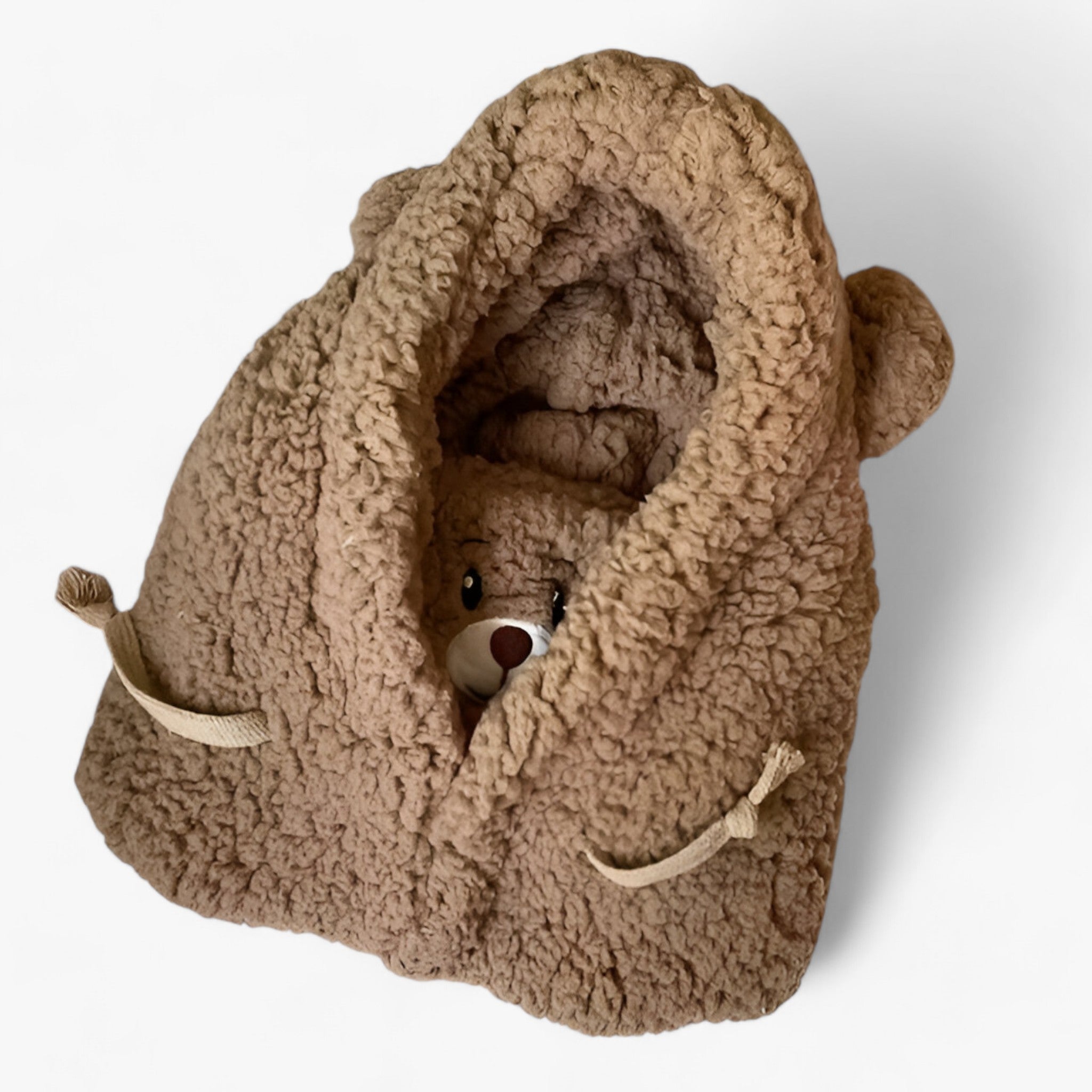 Cartoon Berenmuts met Oor- en Gezichtsbescherming - Winnie