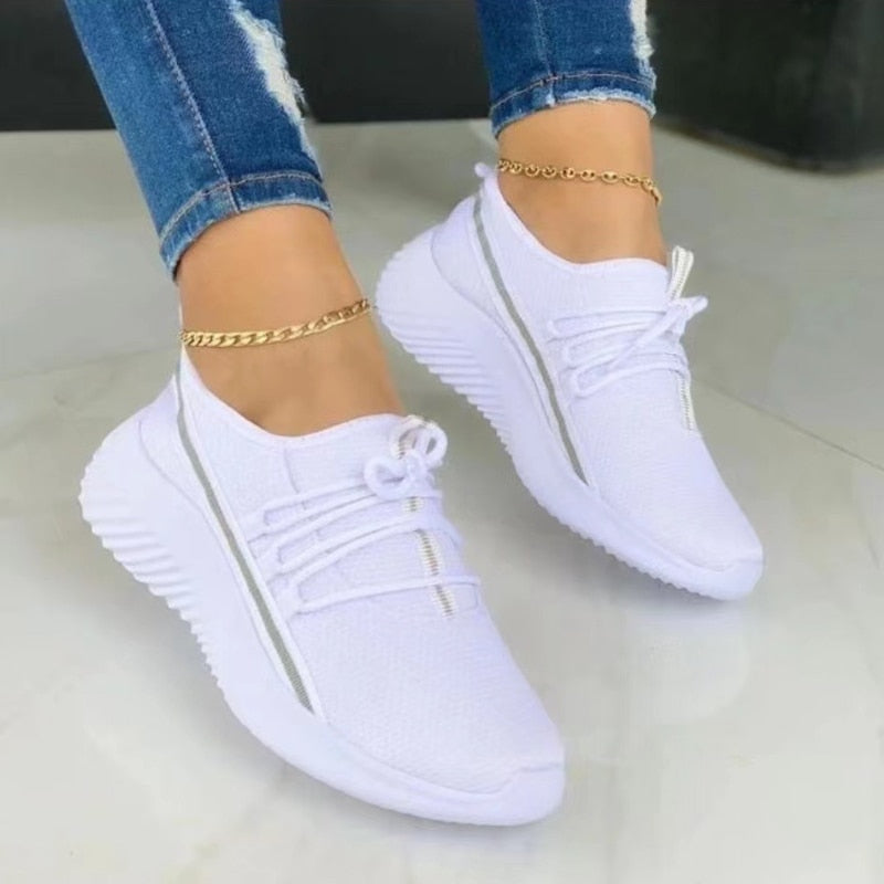 Vivian Sneakers| Lace-Up Sneakers