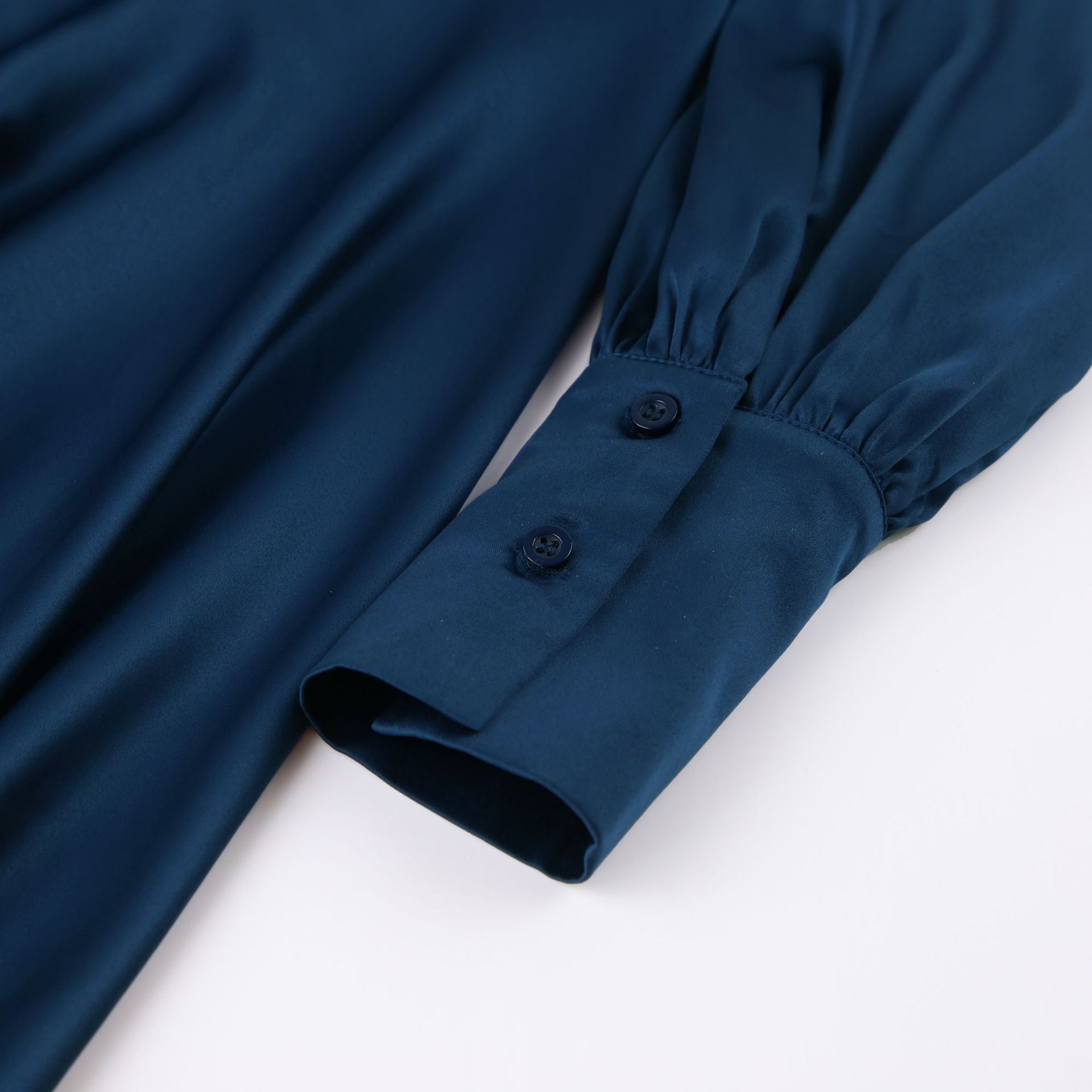 Elegante Marineblauwe Jurk met Lantaarnmouwen en Split in Satijn | Hoge Taille A-Lijn Feest Midi Mode