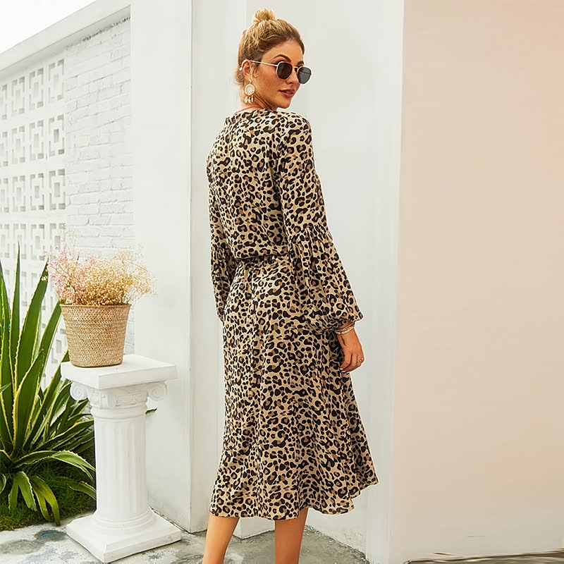 Elegancy™: Lange mouw jurk met luipaardprint